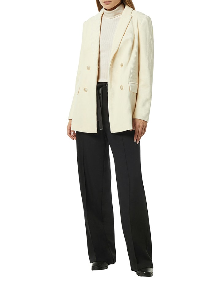 s.Oliver Кремовый свитер с высоким воротником
s.Oliver Кремовый свитер с высоким воротником