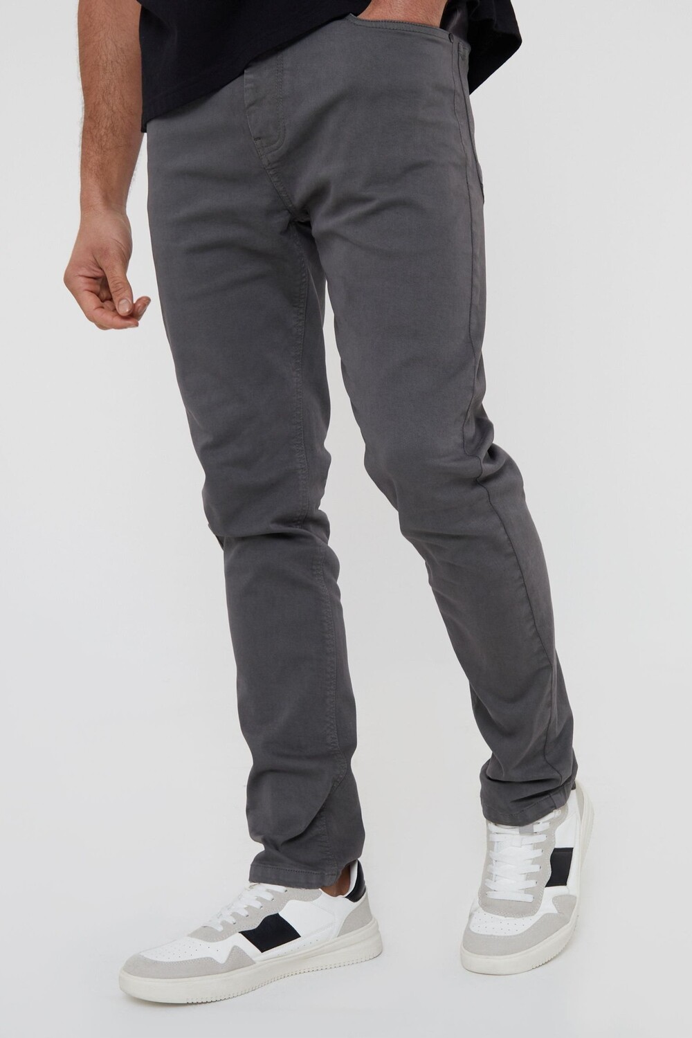 Узкие джинсы из эластичного денима перекрашенного кроя Threadbare, серый
Узкие джинсы из эластичного денима перекрашенного кроя Threadbare, серый