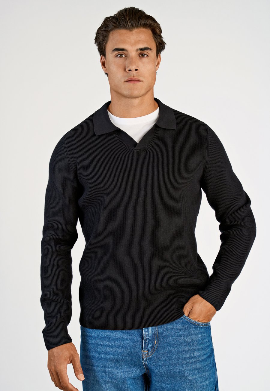 Топ Lindbergh Long sleeved top, Black
Топ Lindbergh Long sleeved top, Black