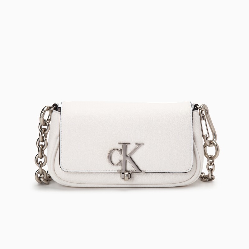 Сумка женская Calvin Klein с буквенной пряжкой, черный
Сумка женская Calvin Klein с буквенной пряжкой, черный