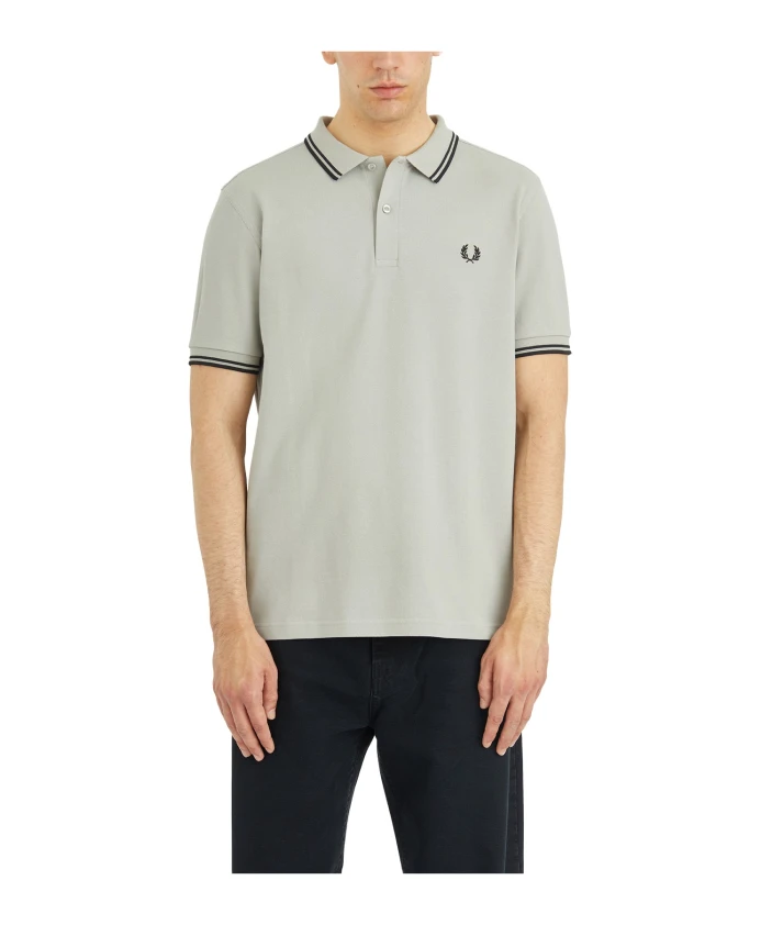 Вязаная футболка-поло Comme Des Garã§Ons, серый
Вязаная футболка-поло Comme Des Garã§Ons, серый