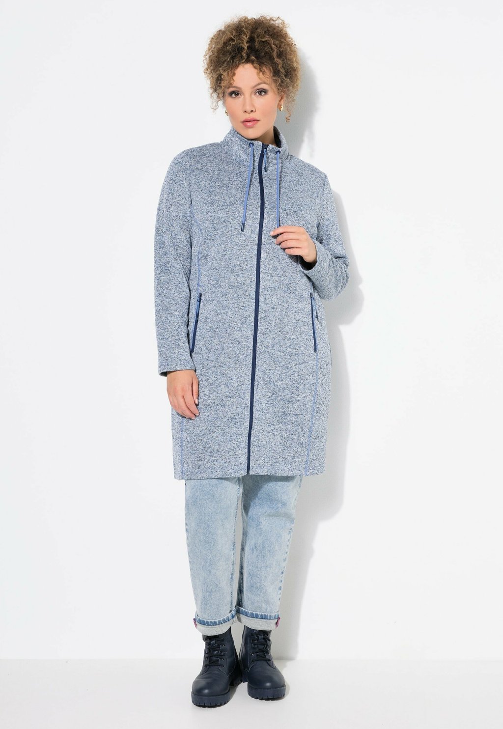 Кардиган Ulla Popken, светло-голубой
Кардиган Ulla Popken, светло-голубой