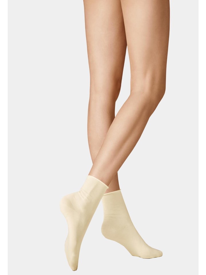 Kunert Чувственные хлопковые носки с подвернутыми манжетами, зимнего белого цвета
Kunert Чувственные хлопковые носки с подвернутыми манжетами, зимнего белого цвета