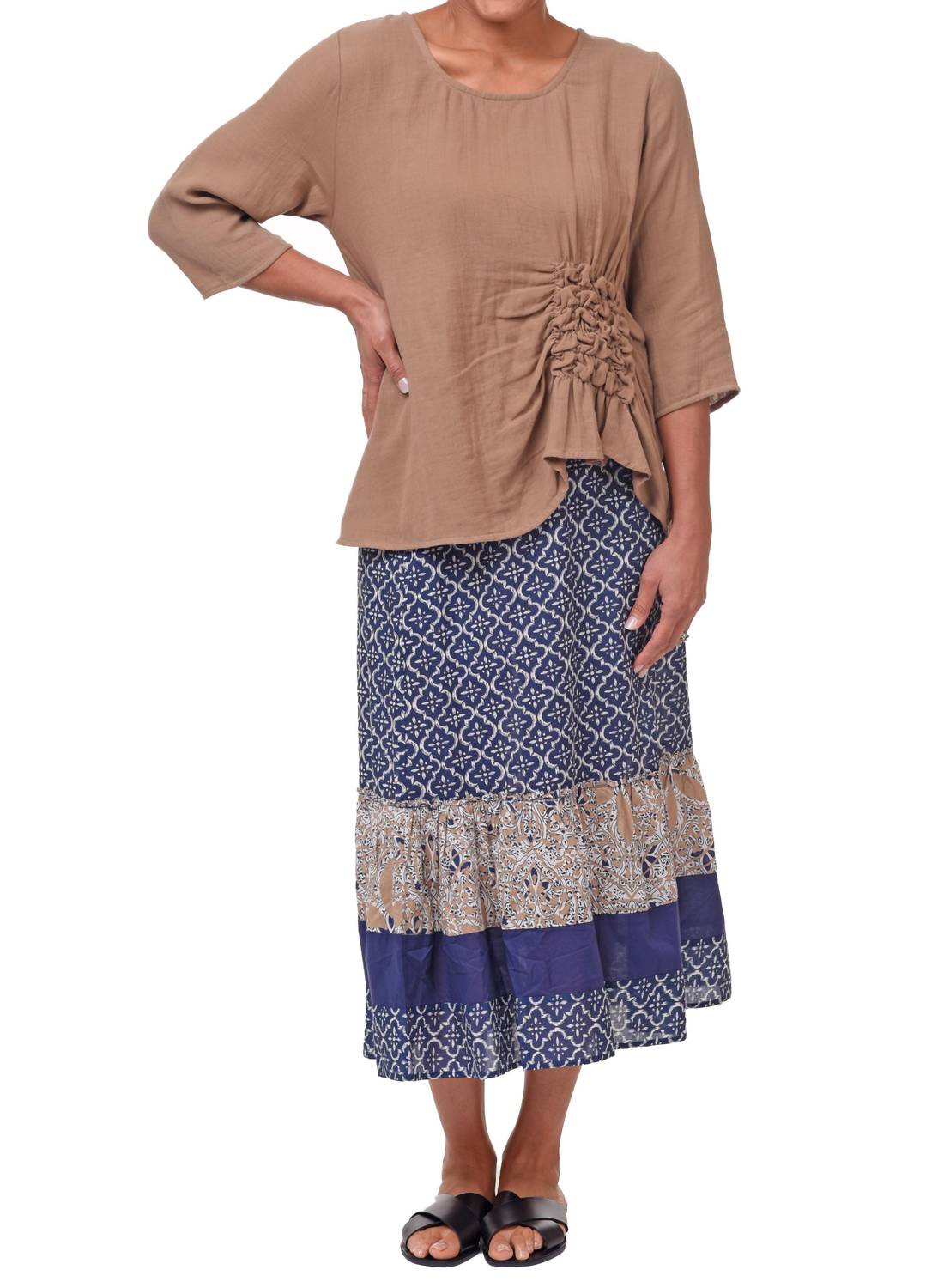 Ольга Топ в песке Tulip Clothing, Sand
Ольга Топ в песке Tulip Clothing, Sand