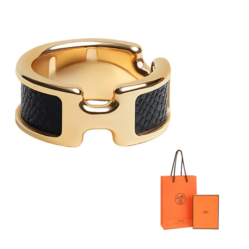 HERMES Кольца Unisex Black с золотым покрытием
HERMES Кольца Unisex Black с золотым покрытием