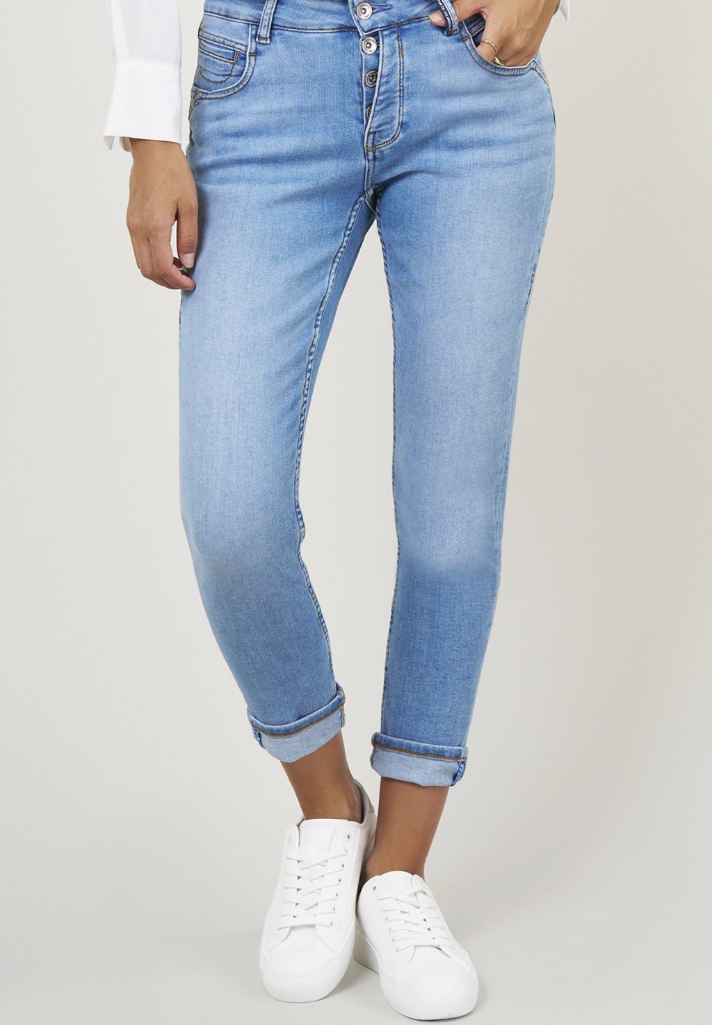 Джинсы облегающего кроя GIGI - SEASONAL Blue Fire, синий
Джинсы облегающего кроя GIGI - SEASONAL Blue Fire, синий