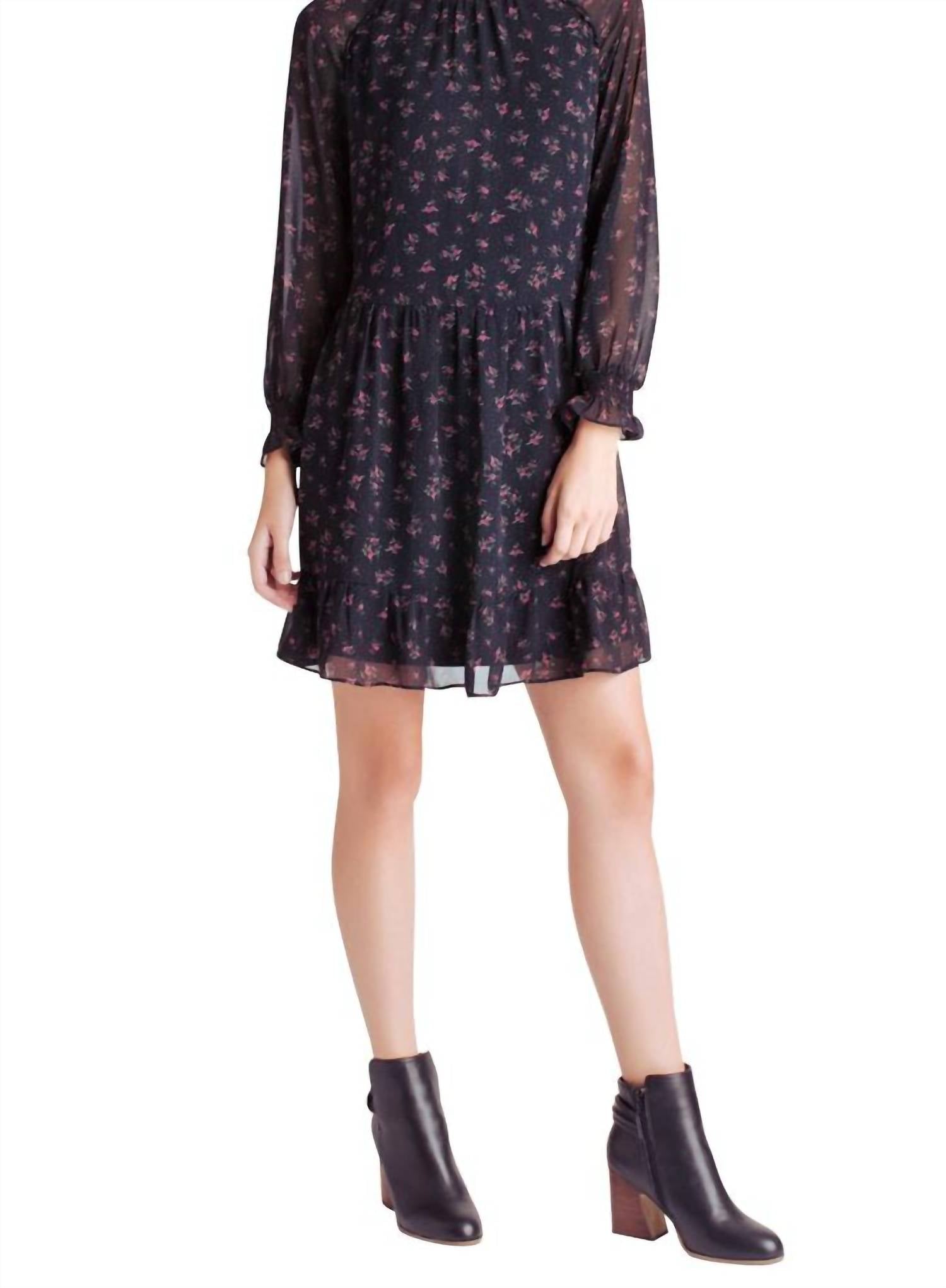 Платье Fairytale с длинными рукавами и присборенной талией в черном цвете Kensie
Платье Fairytale с длинными рукавами и присборенной талией в черном цвете Kensie