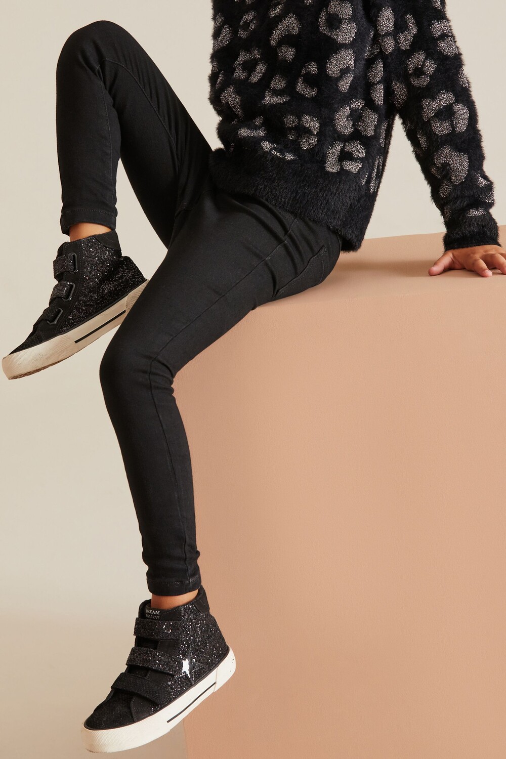 Джеггинсы (3–16 лет) Next, черный
Джеггинсы (3–16 лет) Next, черный