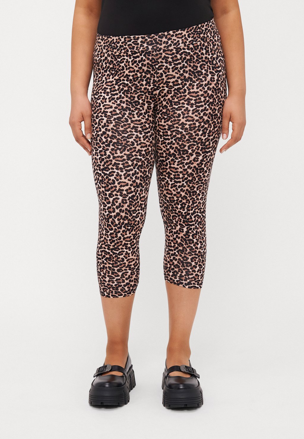 Леггинсы CARTIME LIFE CALF - Shorts ONLY Carmakoma, черный
Леггинсы CARTIME LIFE CALF - Shorts ONLY Carmakoma, черный