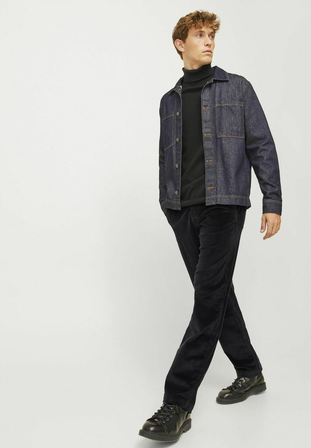 Брюки KLASSISCHE Jack & Jones, черный
Брюки KLASSISCHE Jack & Jones, черный