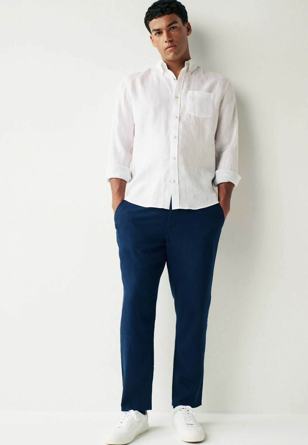 Чиносы REGULAR FIT LINEN STRAIGHT LEG DRAWSTRING Next, темно-синий 
Чиносы REGULAR FIT LINEN STRAIGHT LEG DRAWSTRING Next, темно-синий