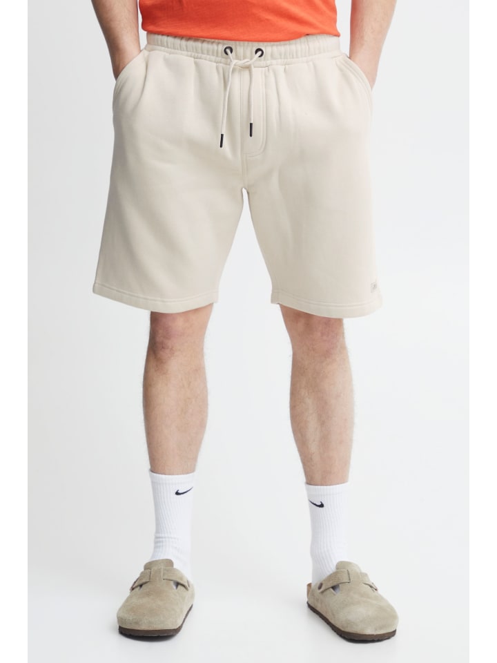 Тканевые шорты BLEND, бежевый
Тканевые шорты BLEND, бежевый