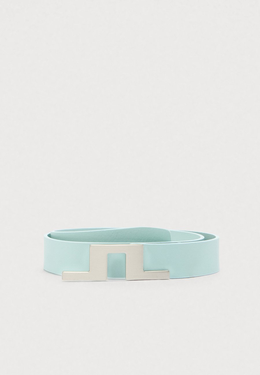 Ремень J.LINDEBERG Sports BRIDGER BELT, Blue Haze/Blue
Ремень J.LINDEBERG Sports BRIDGER BELT, Blue Haze/Blue