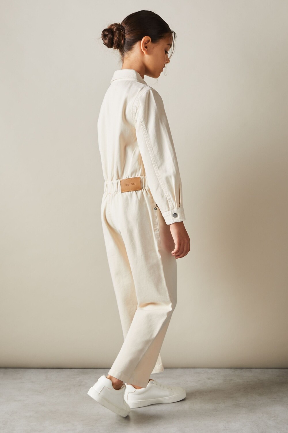 Джинсовый комбинезон с широкими штанинами Aubrey Reiss, экрю
Джинсовый комбинезон с широкими штанинами Aubrey Reiss, экрю