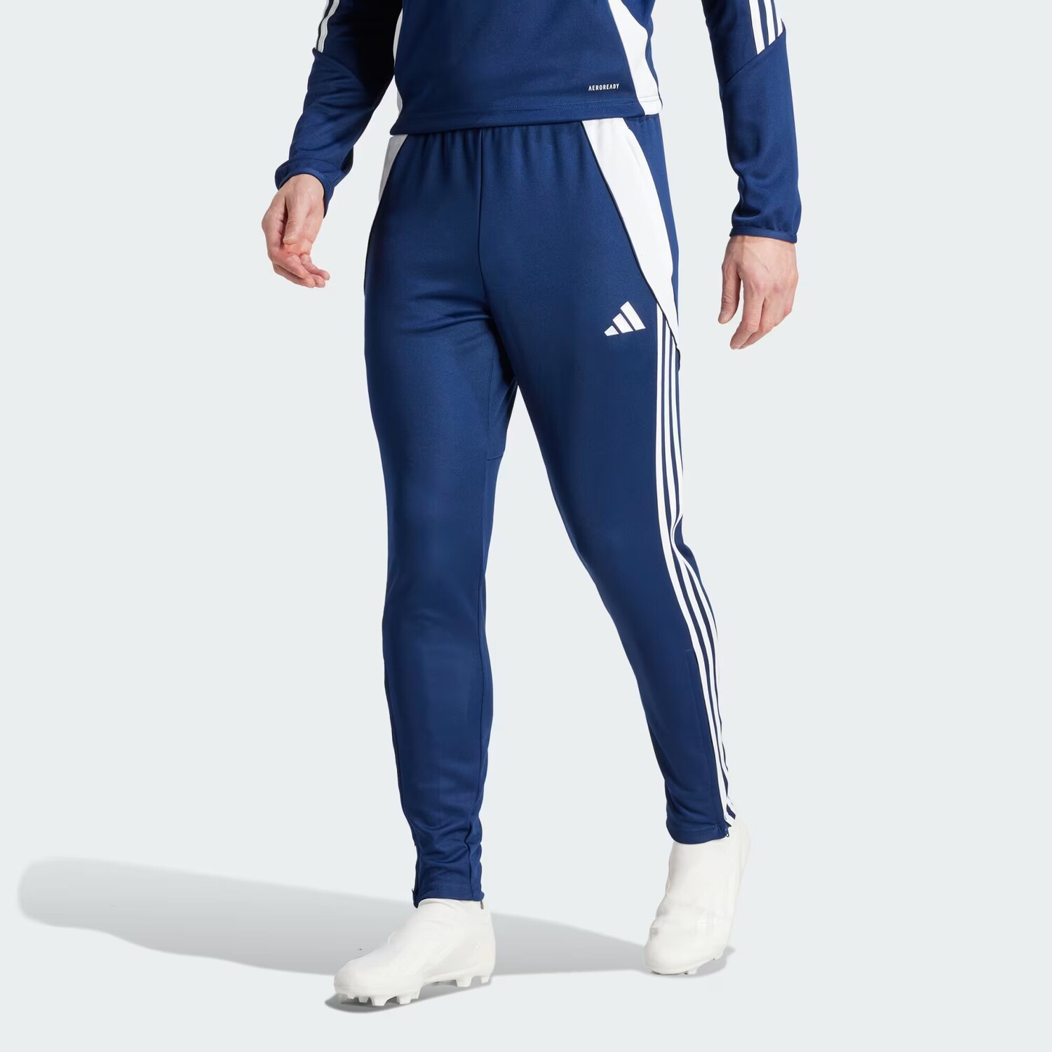Тренировочные брюки Tiro 24 Adidas, цвет Team Navy Blue 2/White
Тренировочные брюки Tiro 24 Adidas, цвет Team Navy Blue 2/White