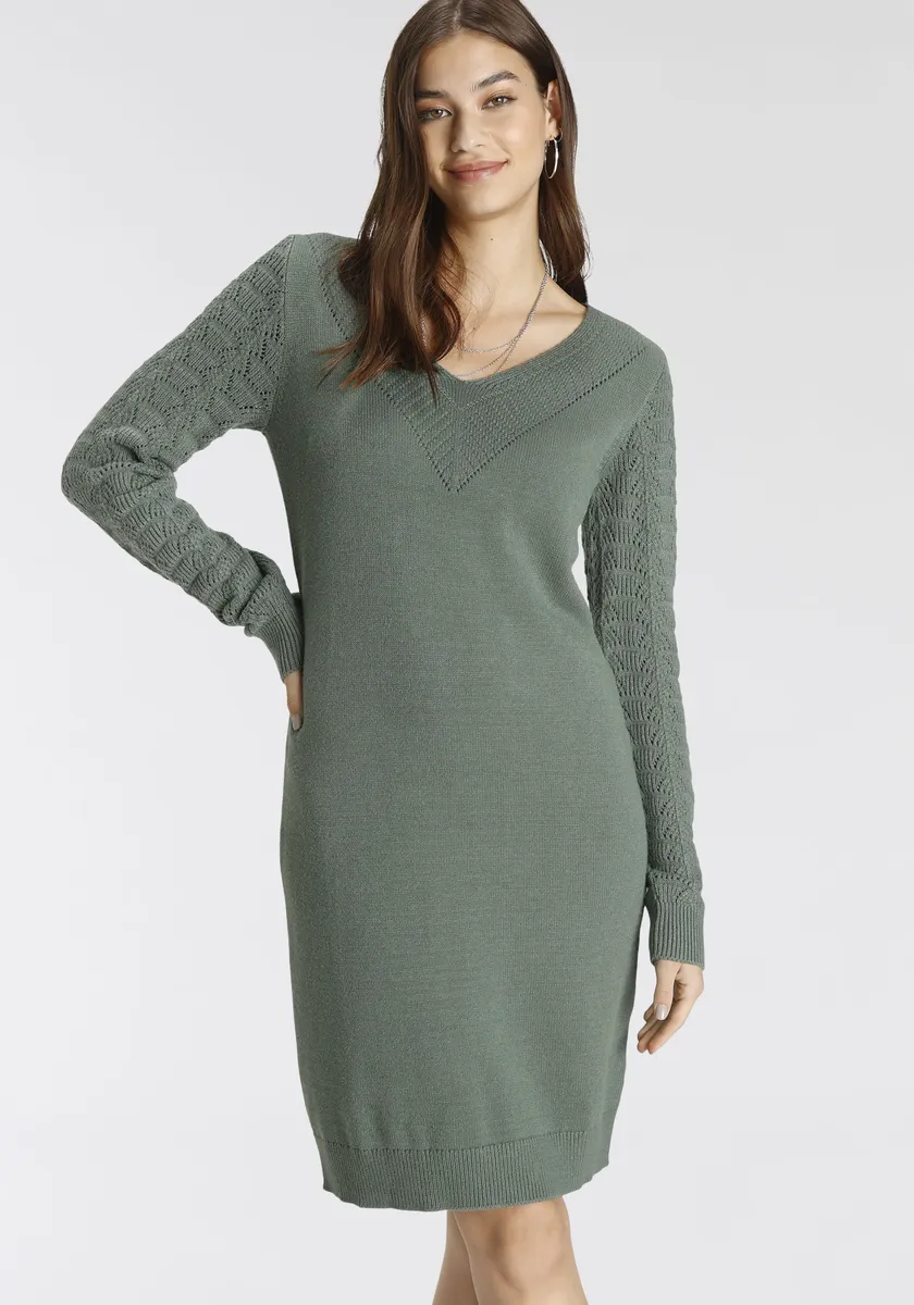 Трикотажное платье Tamaris с рукавами ажур, цвет Salbei Melange
Трикотажное платье Tamaris с рукавами ажур, цвет Salbei Melange