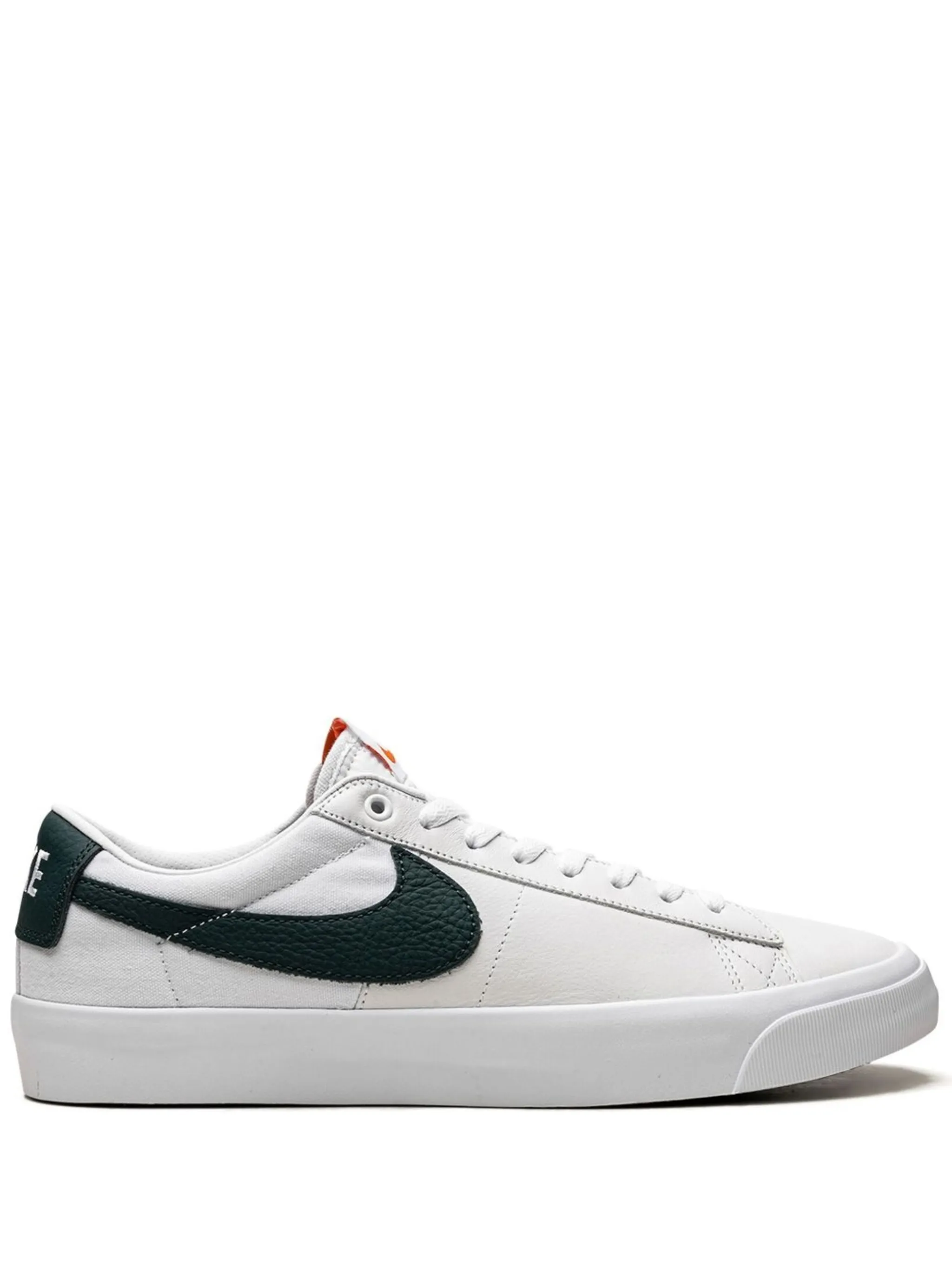 Кеды SB Zoom Blazer Low GT Nike, белый
Кеды SB Zoom Blazer Low GT Nike, белый