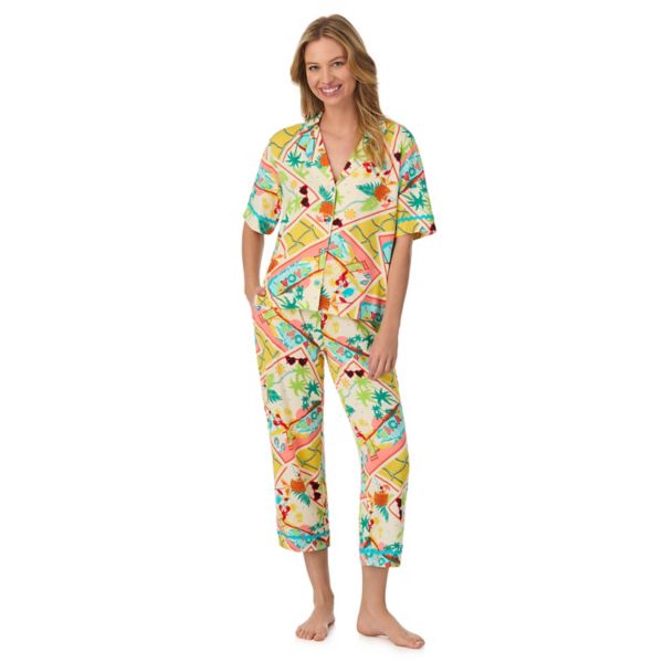 Женский уютный пижамный комплект из топа и укороченных пижамных штанов с вырезом Beauty Sleep Social, цвет vacay vibes
Женский уютный пижамный комплект из топа и укороченных пижамных штанов с вырезом Beauty Sleep Social, цвет vacay vibes