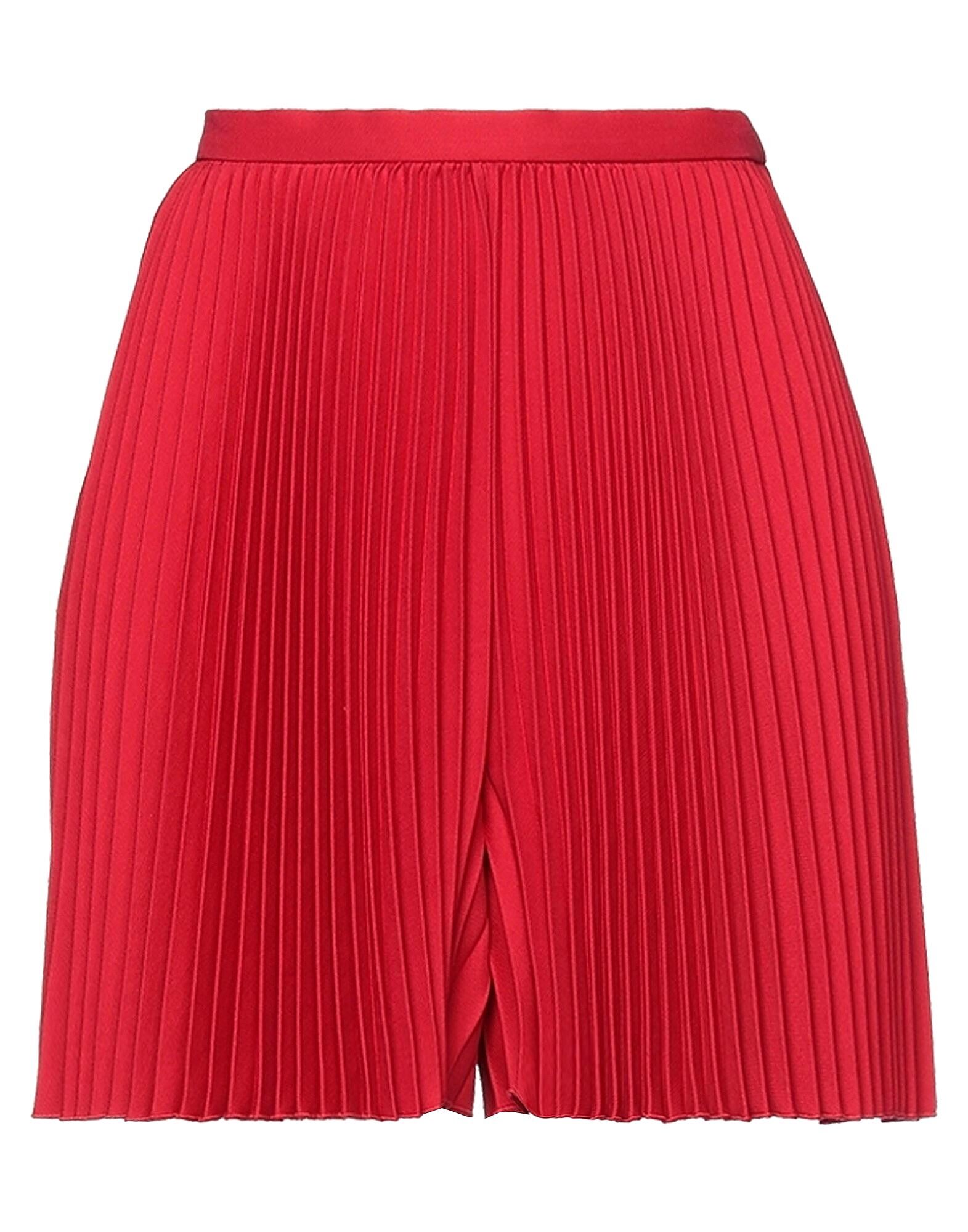 Шорты Valentino Garavani, красный
Шорты Valentino Garavani, красный