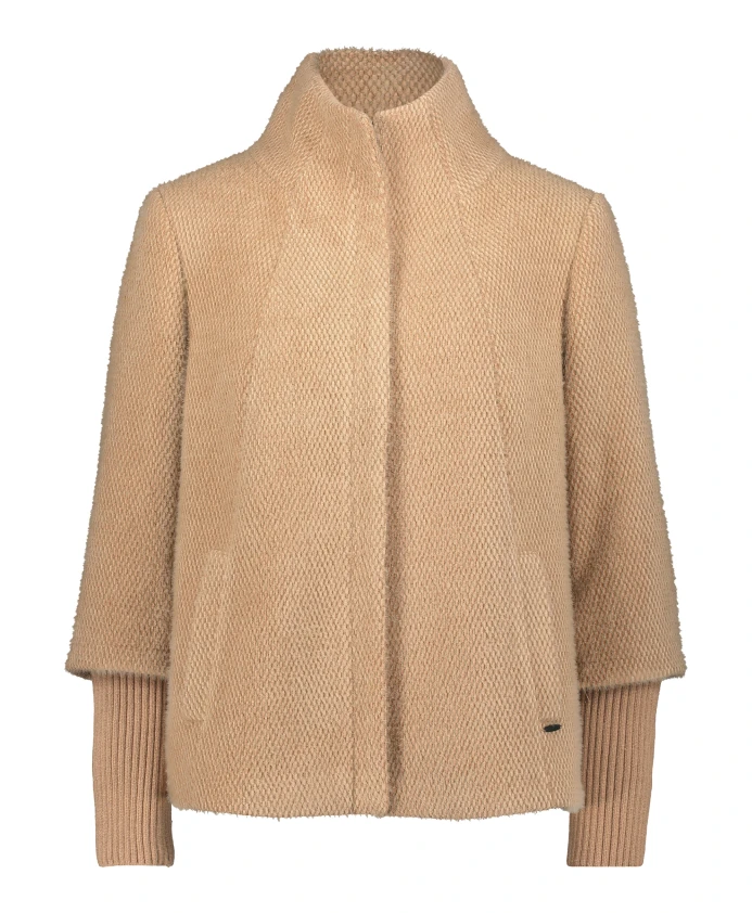 Уютная куртка с ребристыми манжетами Betty & Co, коричневый
Уютная куртка с ребристыми манжетами Betty & Co, коричневый