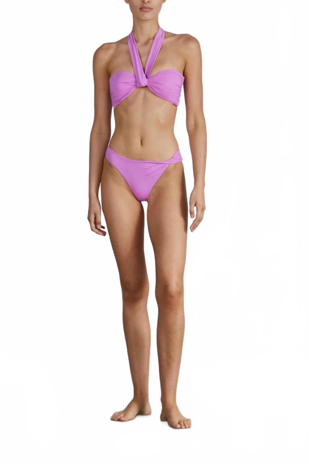 Топ бикини Sylvie в цвете фламинго BONDI BORN, Flamingo
Топ бикини Sylvie в цвете фламинго BONDI BORN, Flamingo