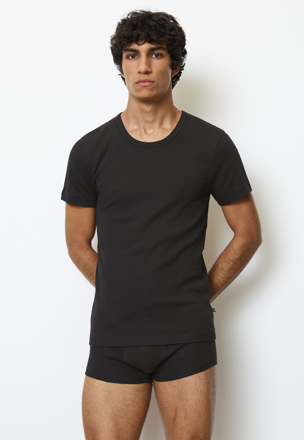 Базовый слой 2-PACK ICONIC Marc O'Polo, черный
Базовый слой 2-PACK ICONIC Marc O'Polo, черный