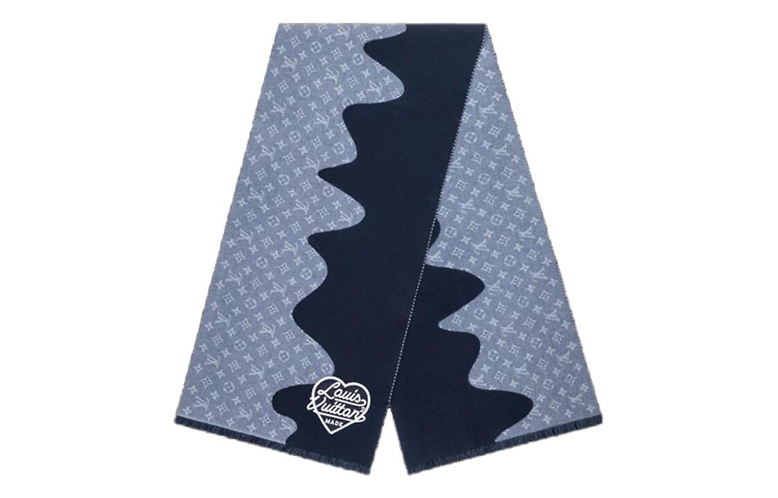 LOUIS VUITTON Трикотажный шарф унисекс, В комплекте оригинальная сумка
LOUIS VUITTON Трикотажный шарф унисекс, В комплекте оригинальная сумка