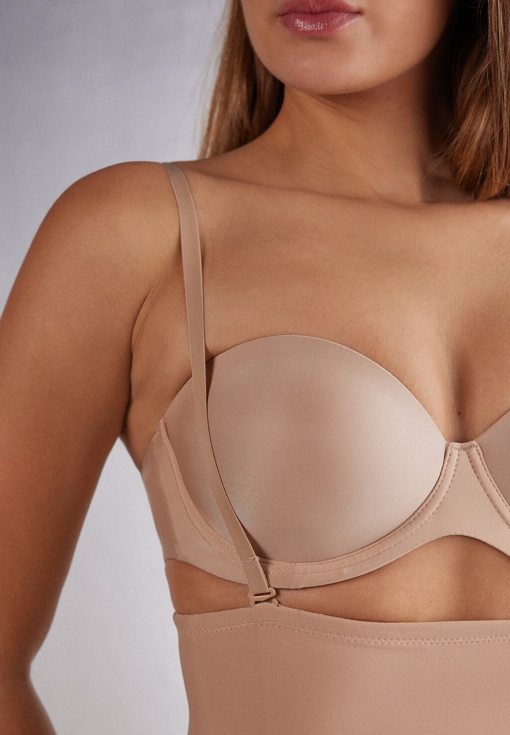 Корректирующее белье SEAMLESS SHAPING Intimissimi, бежевый
Корректирующее белье SEAMLESS SHAPING Intimissimi, бежевый