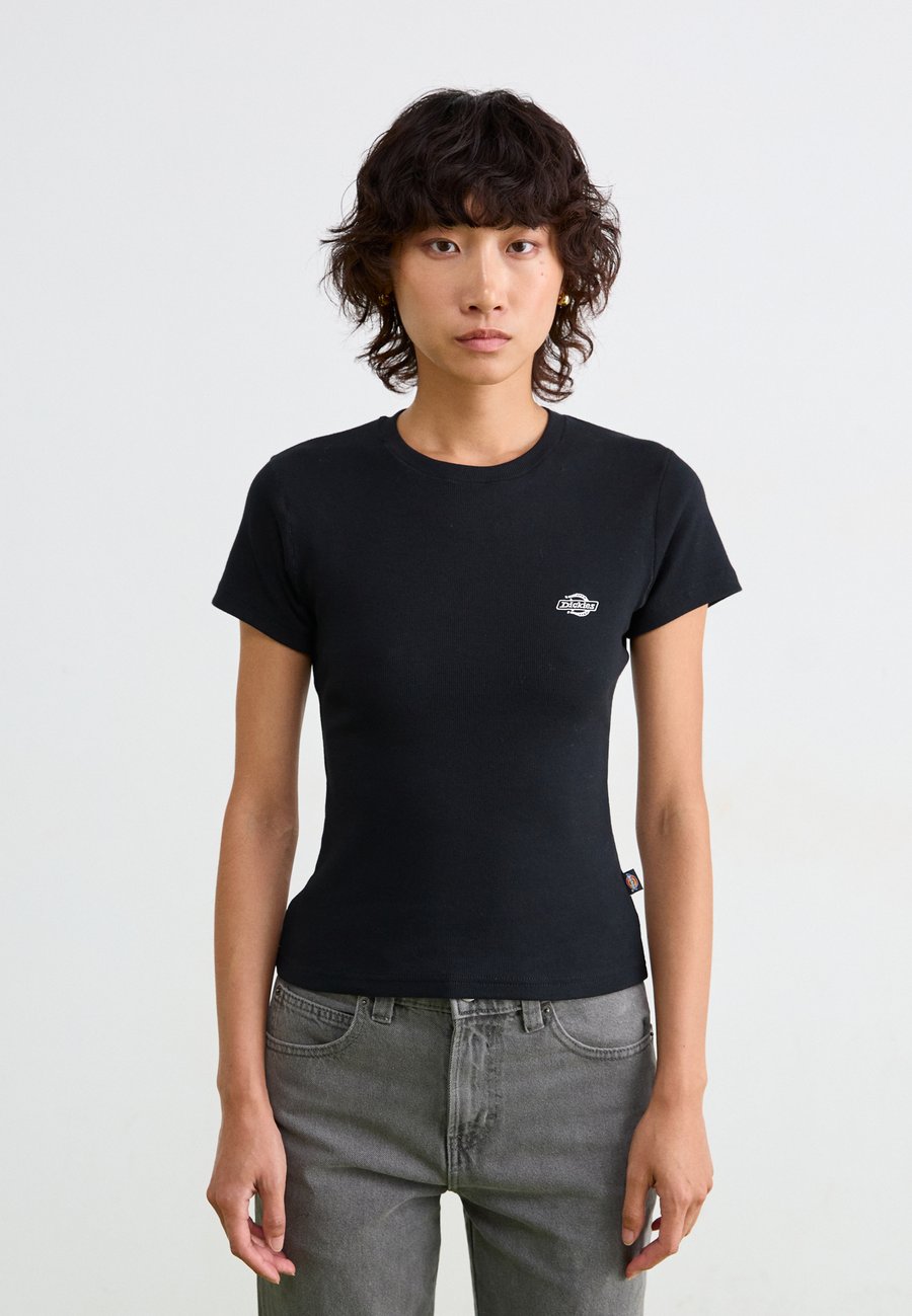 Футболка Dickies GLADEVILLE TEE, Black, Черный, Футболка Dickies GLADEVILLE TEE, Black
Футболка Dickies GLADEVILLE TEE, Black, Черный, Футболка Dickies GLADEVILLE TEE, Black