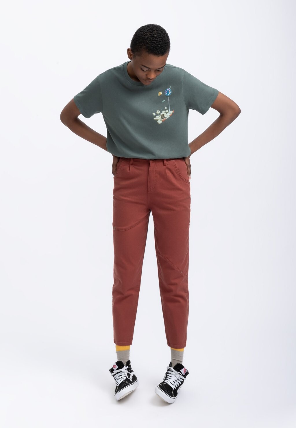 Футболка с принтом RJOVIK KAFT, сине-серый
Футболка с принтом RJOVIK KAFT, сине-серый