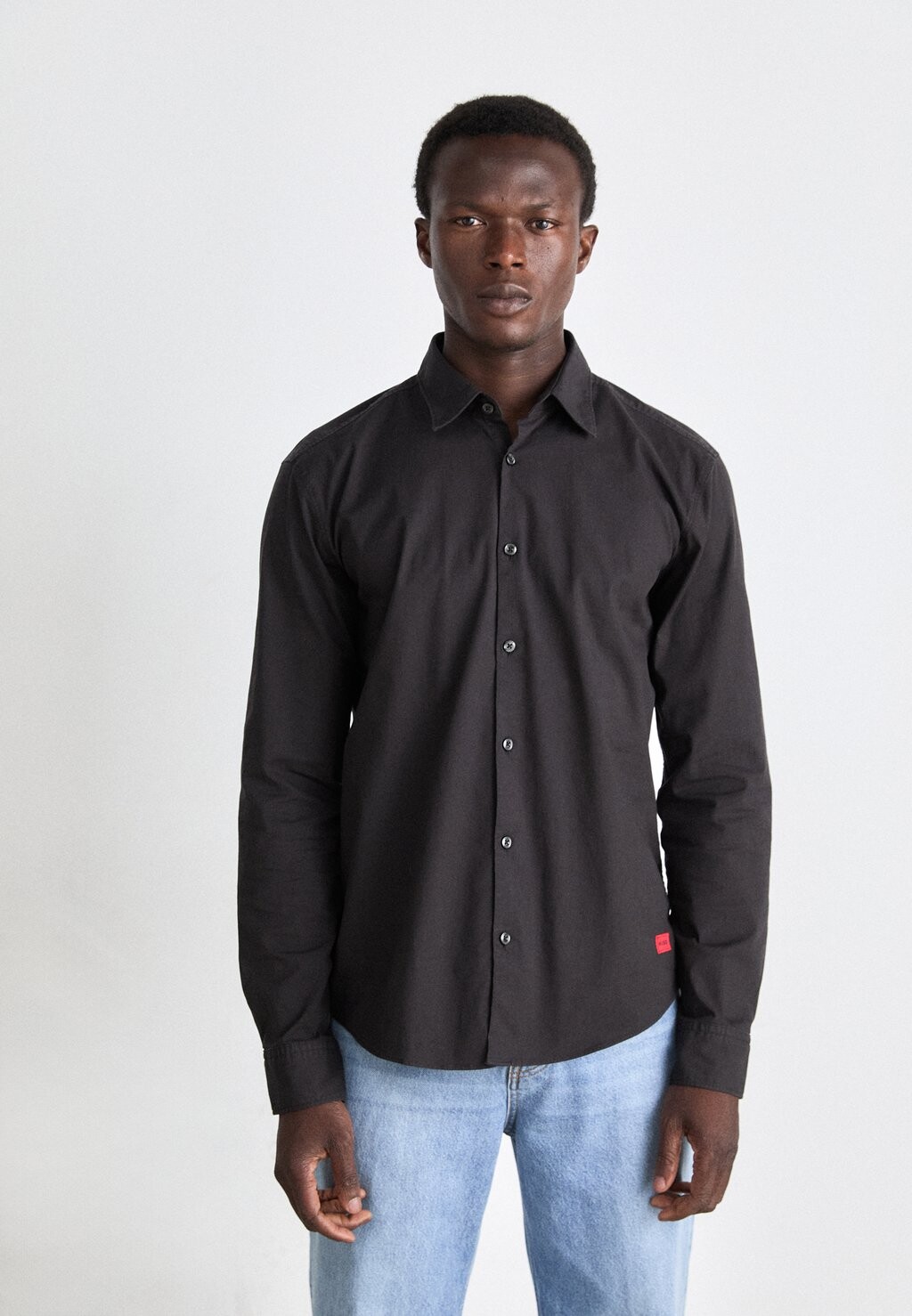 Рубашка Ermo HUGO, черная
Рубашка Ermo HUGO, черная