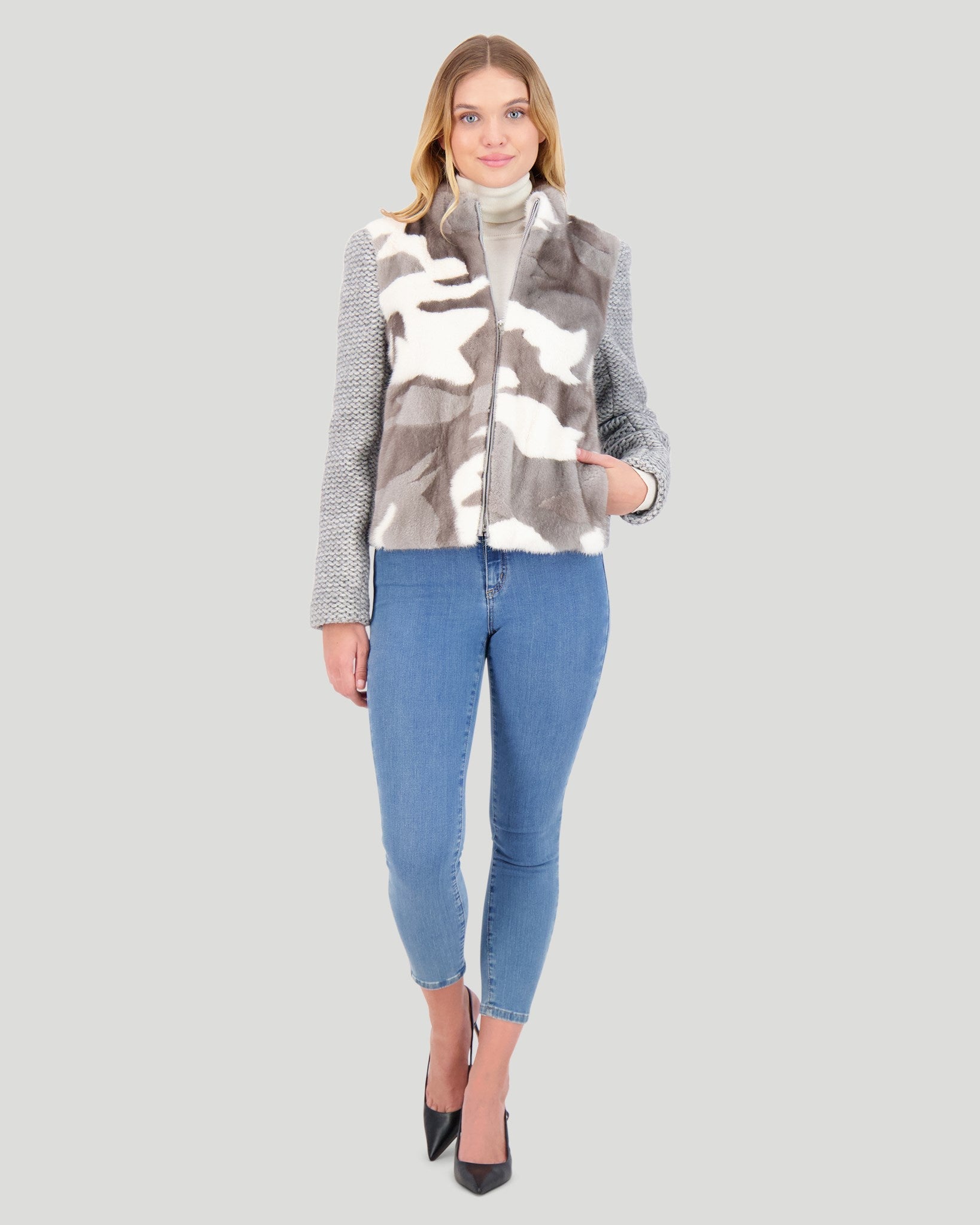 Вязаный шерстяной жакет с норковым передом Gorski, цвет gray military
Вязаный шерстяной жакет с норковым передом Gorski, цвет gray military