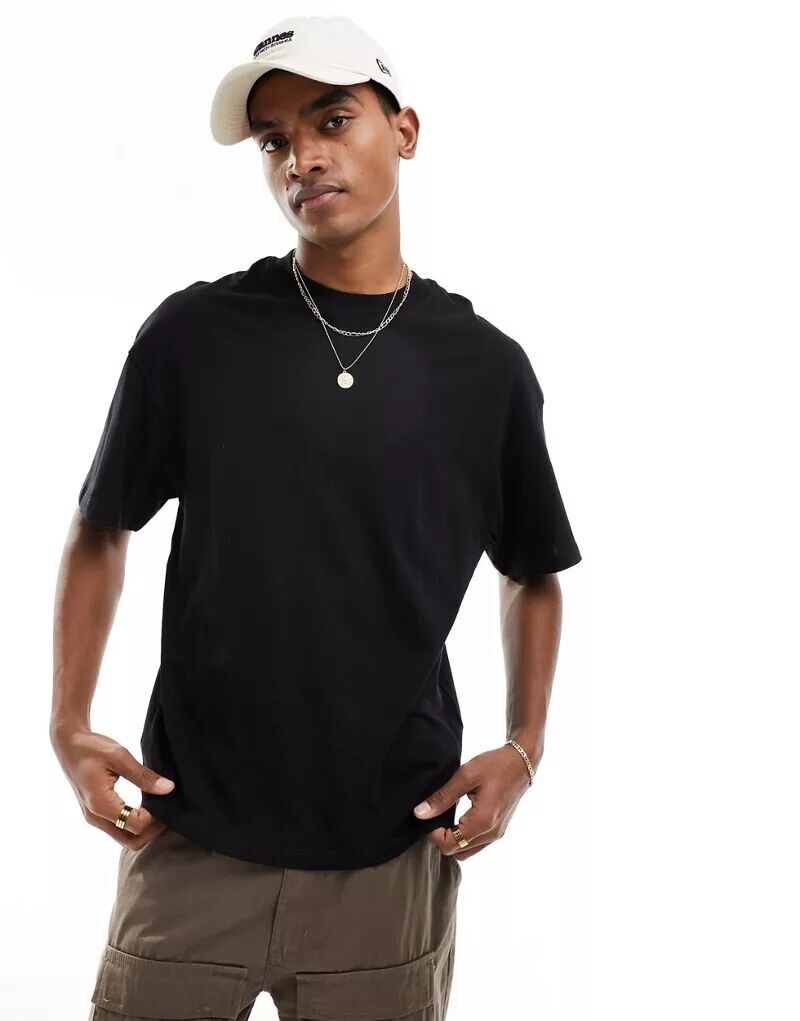 Черная оверсайз-футболка Jack & Jones
Черная оверсайз-футболка Jack & Jones