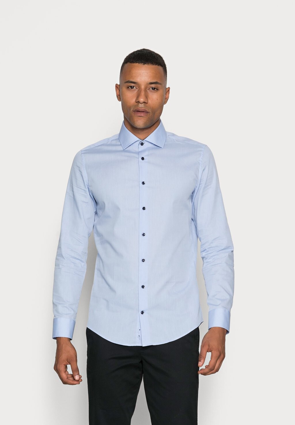 Классическая рубашка Slim Spread Patch Seidensticker, цвет hellblau
Классическая рубашка Slim Spread Patch Seidensticker, цвет hellblau