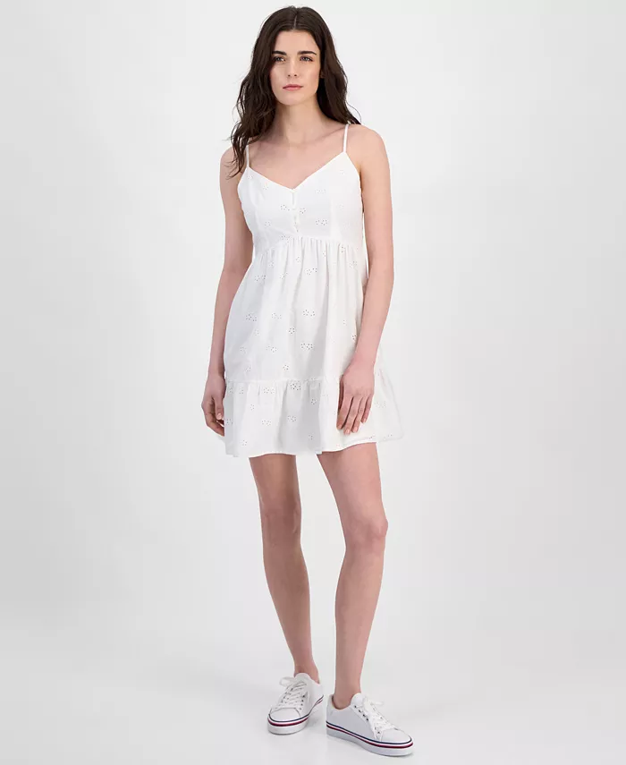 Женское хлопковое платье с ажурной вышивкой Tommy Jeans, коричневый/бежевый
Женское хлопковое платье с ажурной вышивкой Tommy Jeans, коричневый/бежевый