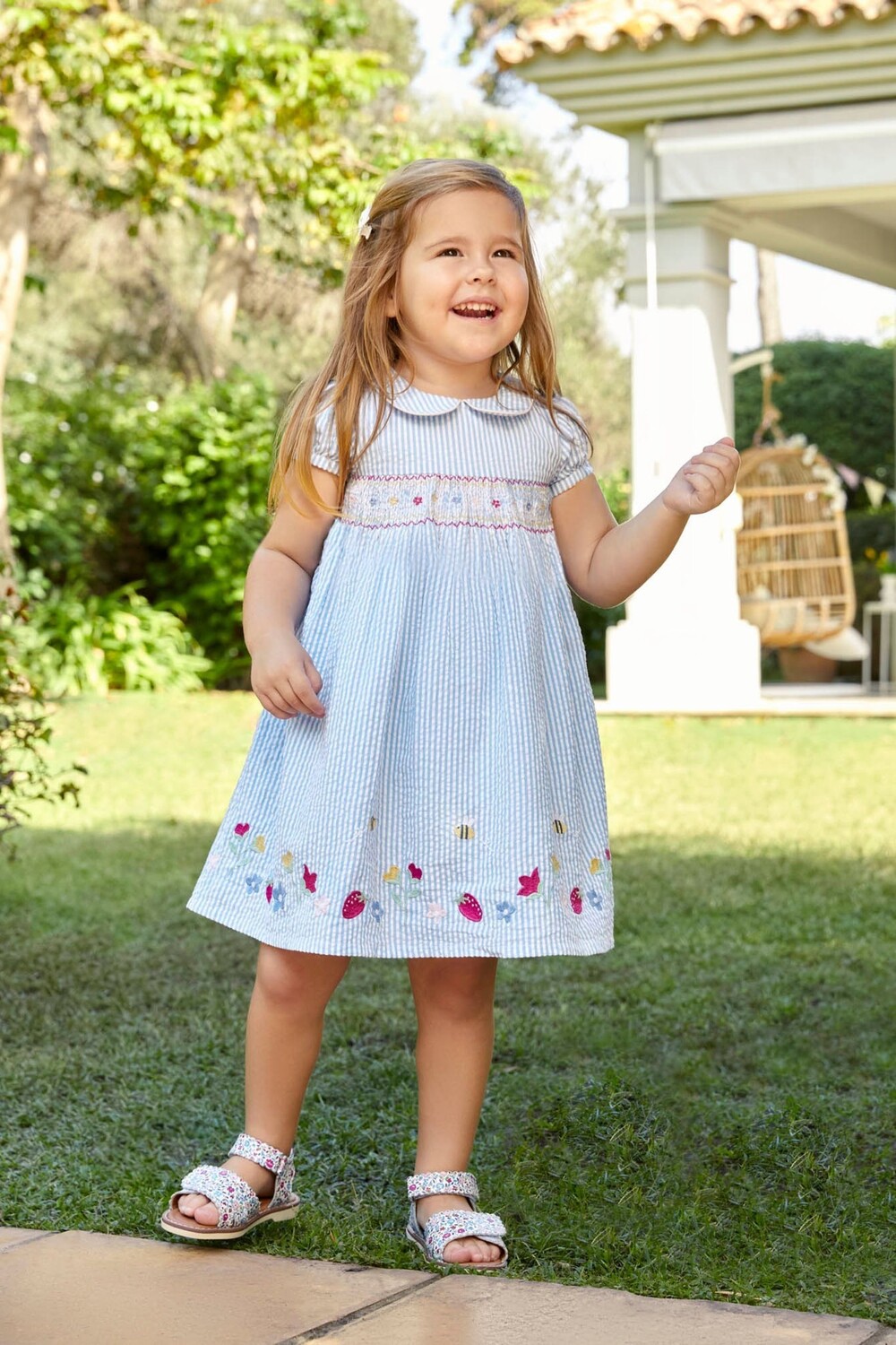 Платье с вышивкой и рюшами Jojo Maman Bébé, синий
Платье с вышивкой и рюшами Jojo Maman Bébé, синий