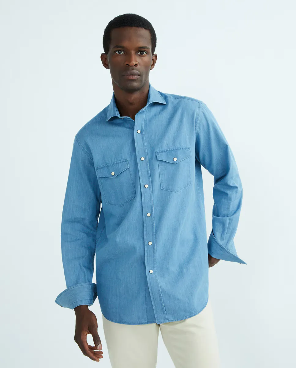 Мужская повседневная джинсовая рубашка с длинными рукавами Mirto, светло-голубой
Мужская повседневная джинсовая рубашка с длинными рукавами Mirto, светло-голубой