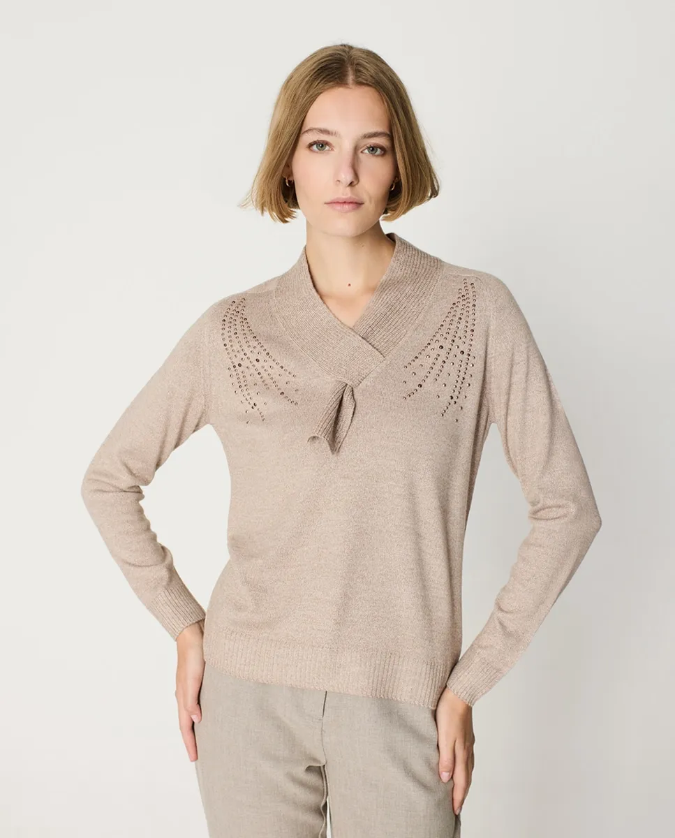 Женский джемпер с воротником-галстуком и стразами Hotfix Escorpion, коричневый
Женский джемпер с воротником-галстуком и стразами Hotfix Escorpion, коричневый