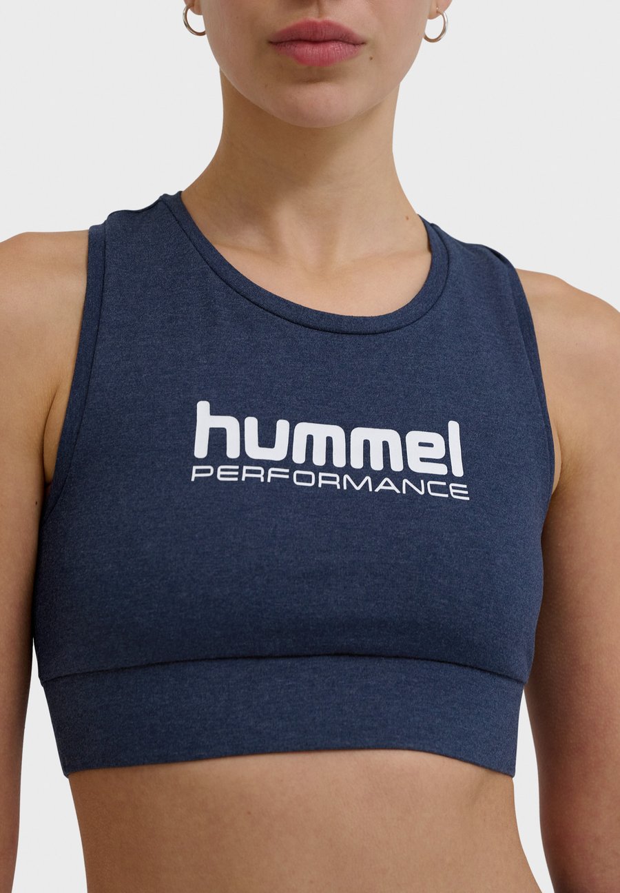 Бюстгальтер Hummel PULSE LOGO, Dress Blue Melange/Blue
Бюстгальтер Hummel PULSE LOGO, Dress Blue Melange/Blue