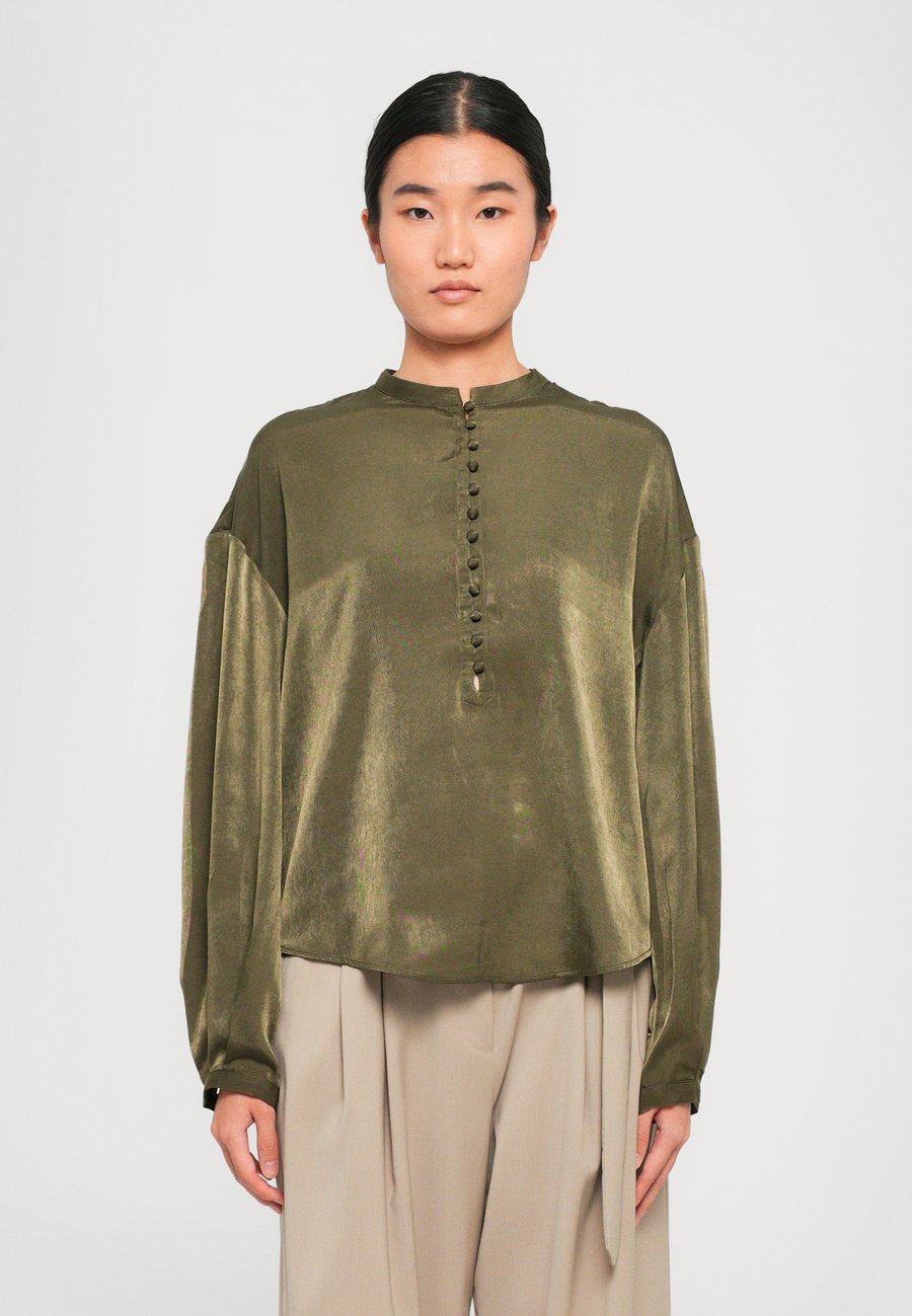 Блуза Iro EZIA, Military Khaki/Khaki
Блуза Iro EZIA, Military Khaki/Khaki