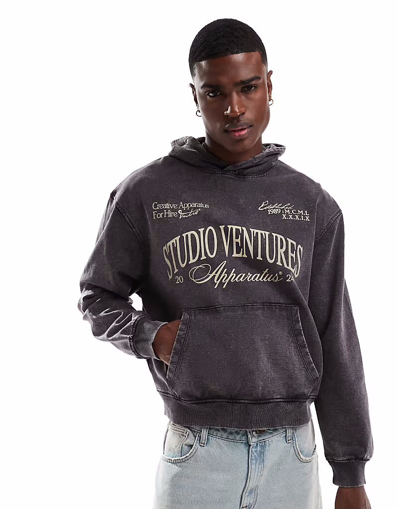 Толстовка свободного кроя ASOS DESIGN с принтом на груди спереди, серого цвета
Толстовка свободного кроя ASOS DESIGN с принтом на груди спереди, серого цвета