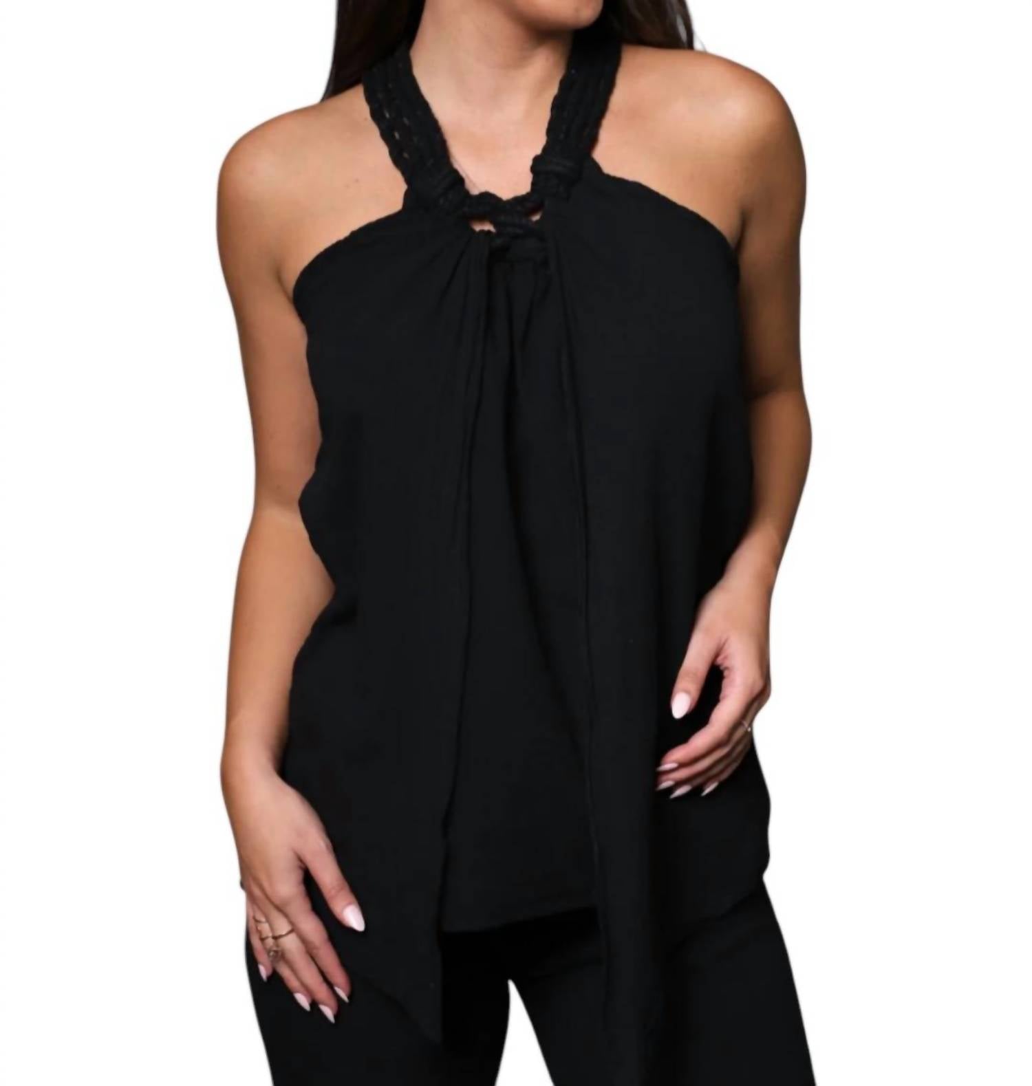 Топ-халтер с воротничком-веревкой, черный Pine Apparel
Топ-халтер с воротничком-веревкой, черный Pine Apparel