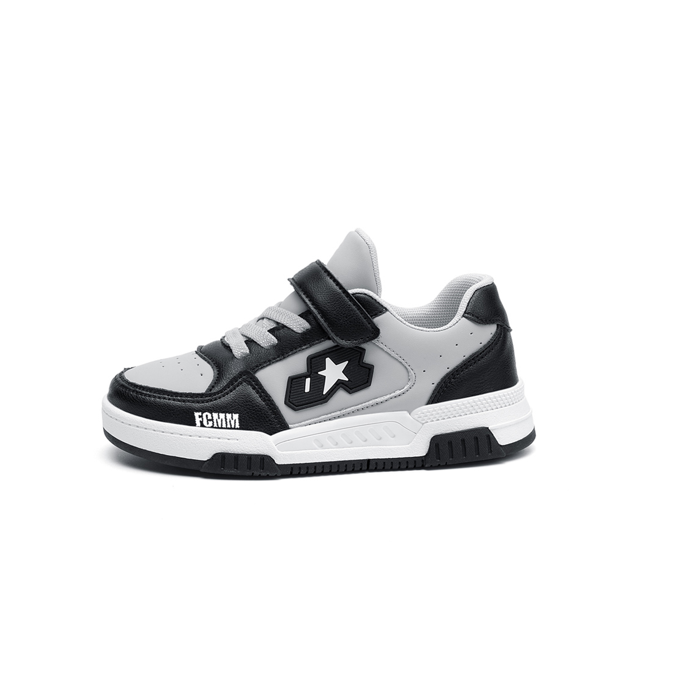 Детские кроссовки для бега FCMM, черный/серый
Детские кроссовки для бега FCMM, черный/серый
