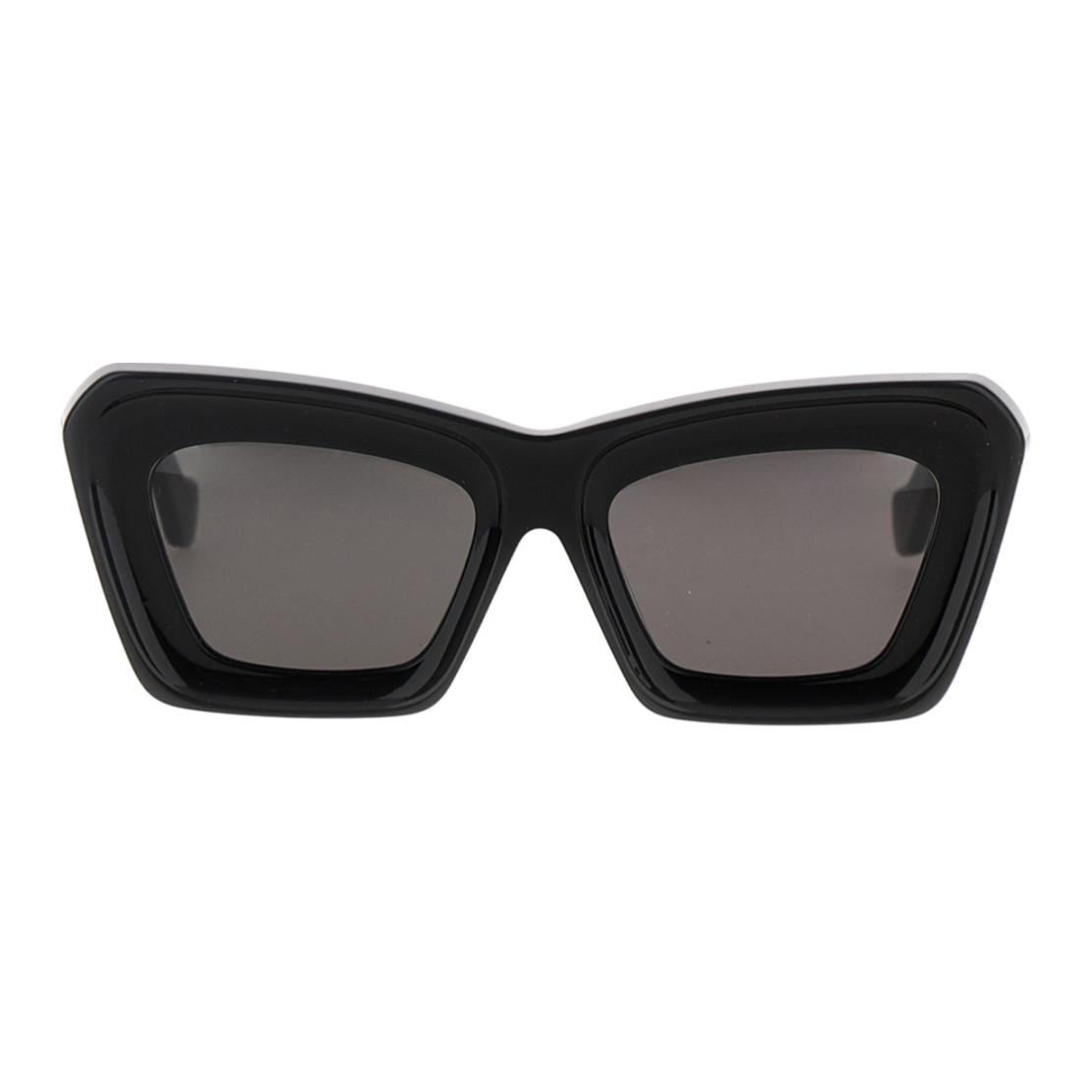 Cat Eye Frame Sunglasses LOEWE
Cat Eye Frame Sunglasses LOEWE