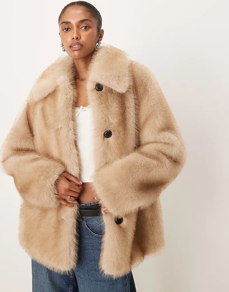 Куртка из искусственного меха Mango светло-бежевого цвета
Куртка из искусственного меха Mango светло-бежевого цвета