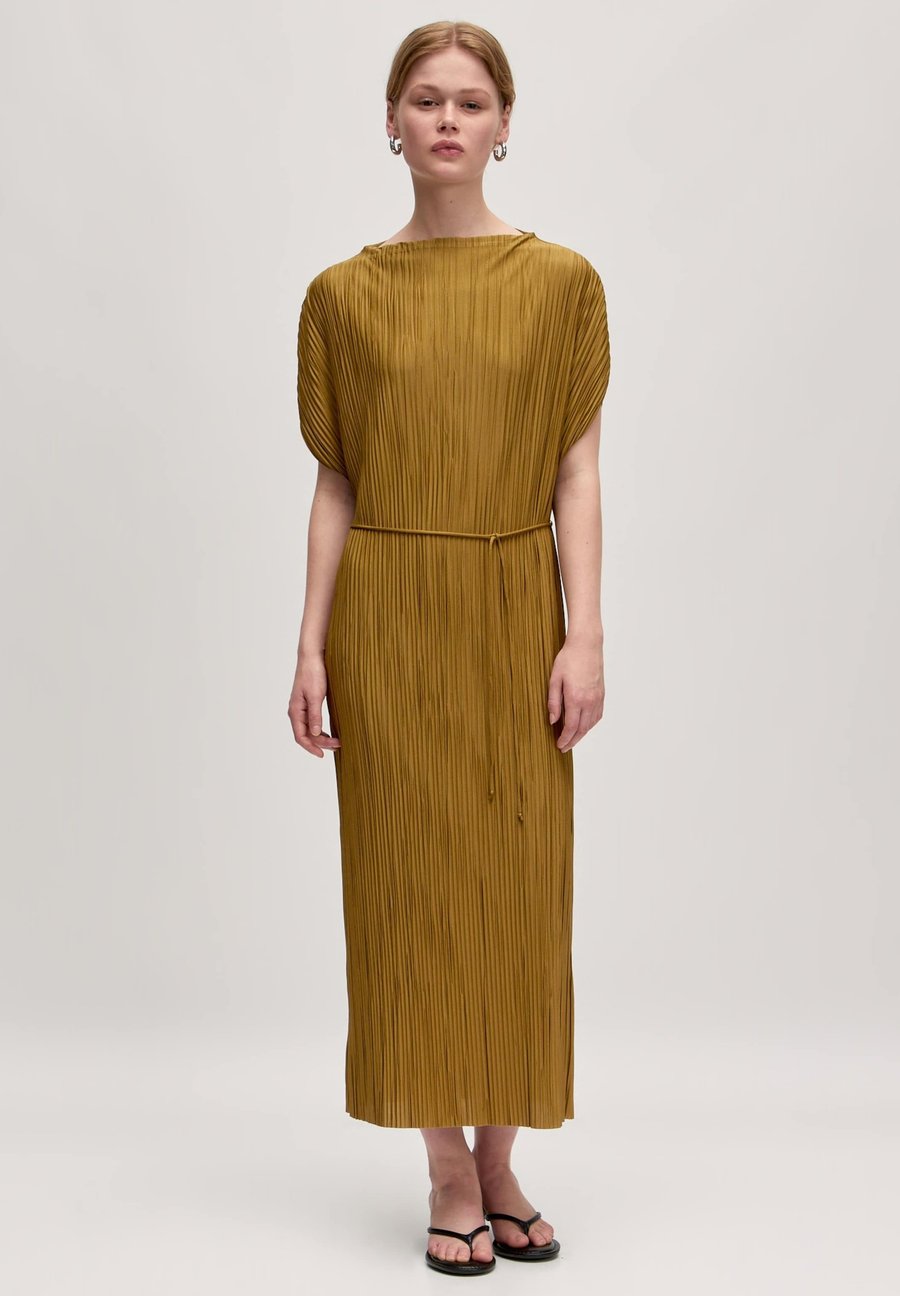 Платье EDITED ZANINA, Braun/Brown
Платье EDITED ZANINA, Braun/Brown