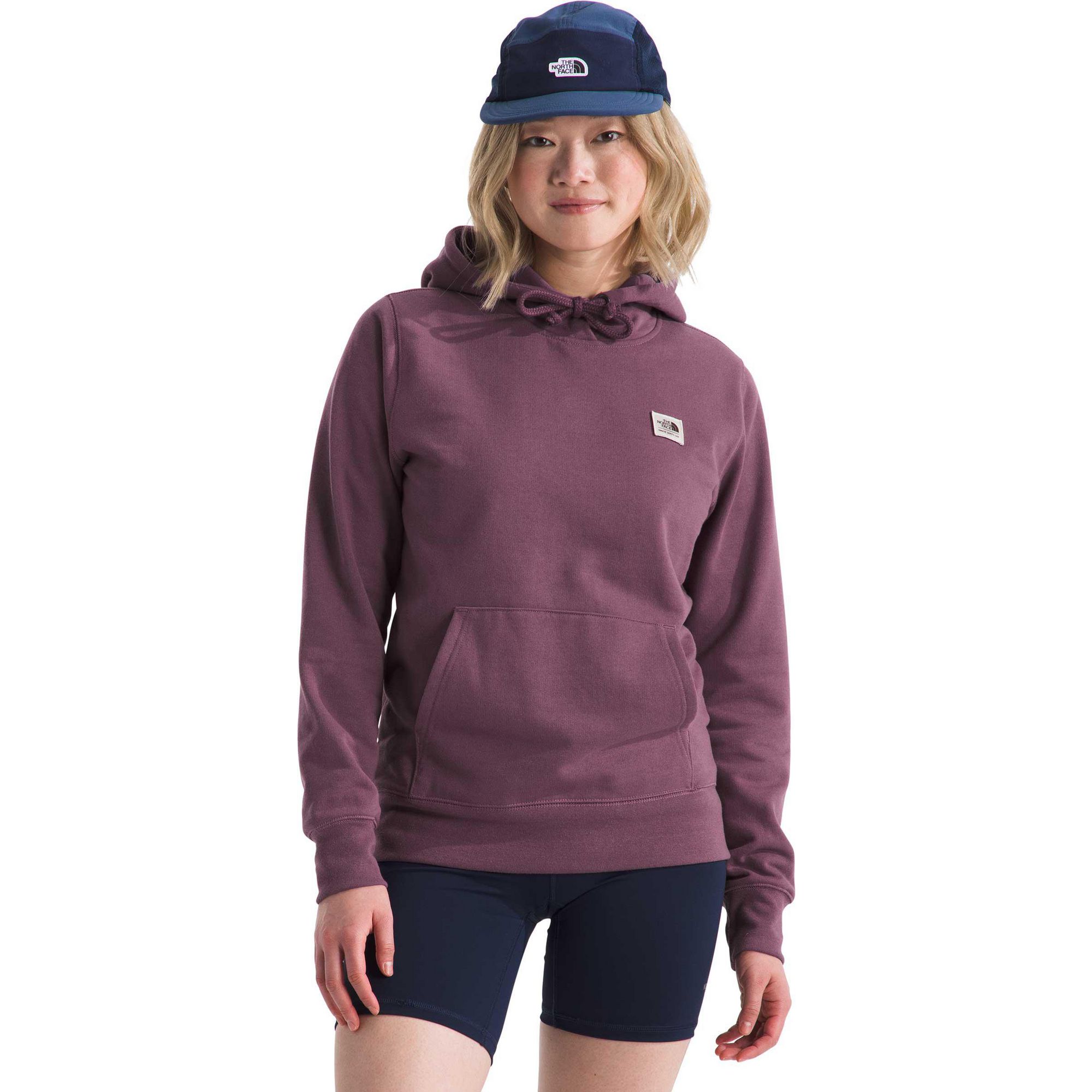 Женская толстовка с капюшоном и нашивкой Heritage Patch. The North Face, Midnight Mauve/Heritage Patch, Синий, Женская толстовка с капюшоном и нашивкой Heritage Patch. The North Face, Midnight Mauve/Heritage Patch
Женская толстовка с капюшоном и нашивкой Heritage Patch. The North Face, Midnight Mauve/Heritage Patch, Синий, Женская толстовка с капюшоном и нашивкой Heritage Patch. The North Face, Midnight Mauve/Heritage Patch