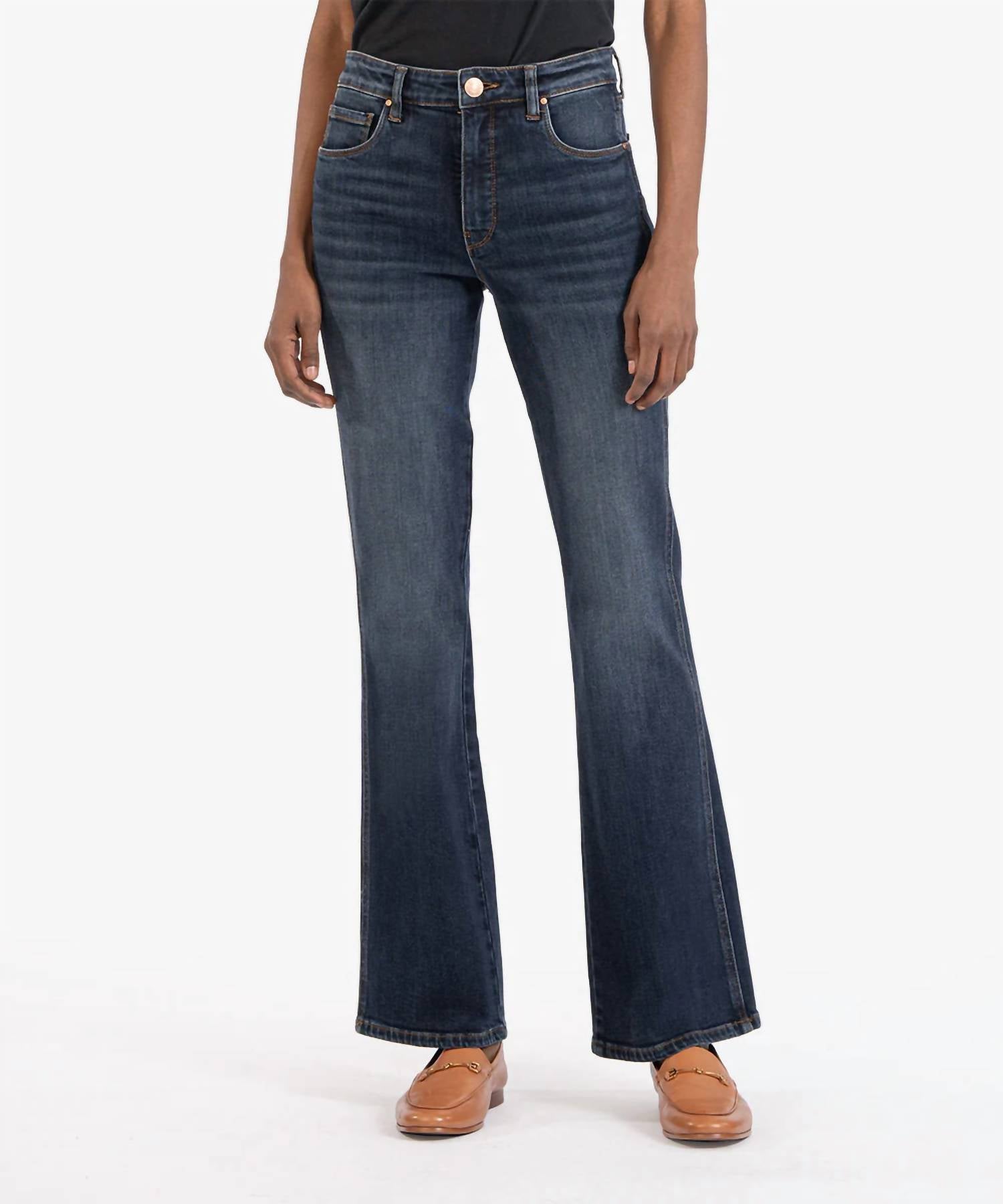 Джинсы Ana High Rise Fab Ab Flare темного цвета KUT FROM THE KLOTH, цвет dark wash
Джинсы Ana High Rise Fab Ab Flare темного цвета KUT FROM THE KLOTH, цвет dark wash