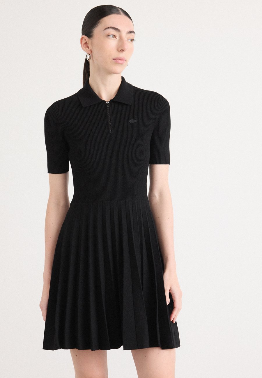 Платье Lacoste Jumper dress, Black
Платье Lacoste Jumper dress, Black