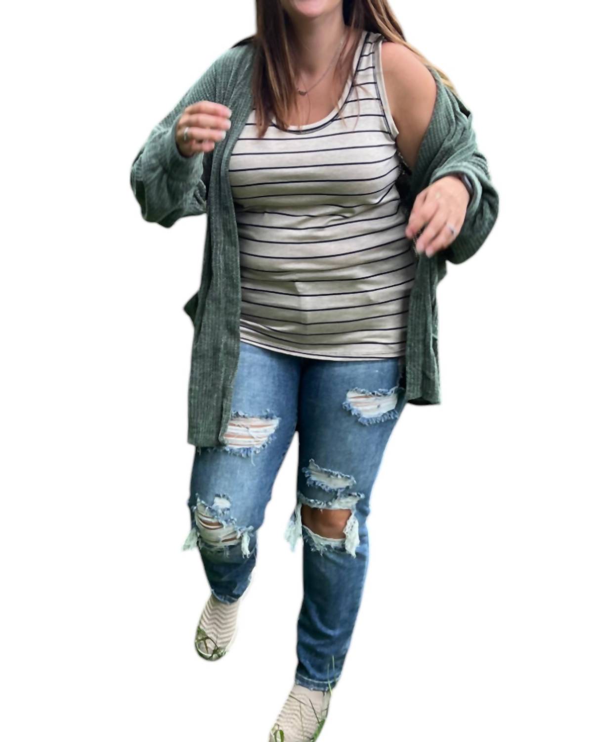 Полосатая майка цвета овсянки и темно-синего цвета RJ 220
Полосатая майка цвета овсянки и темно-синего цвета RJ 220